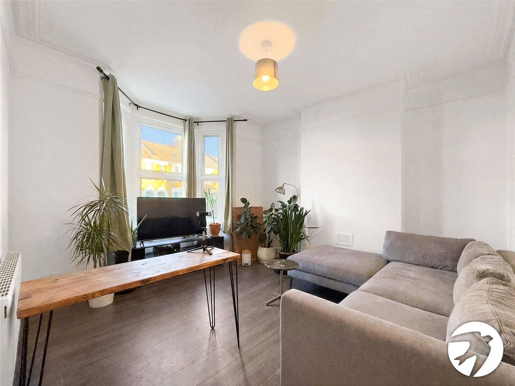 Property photo 2 of 21 Reception