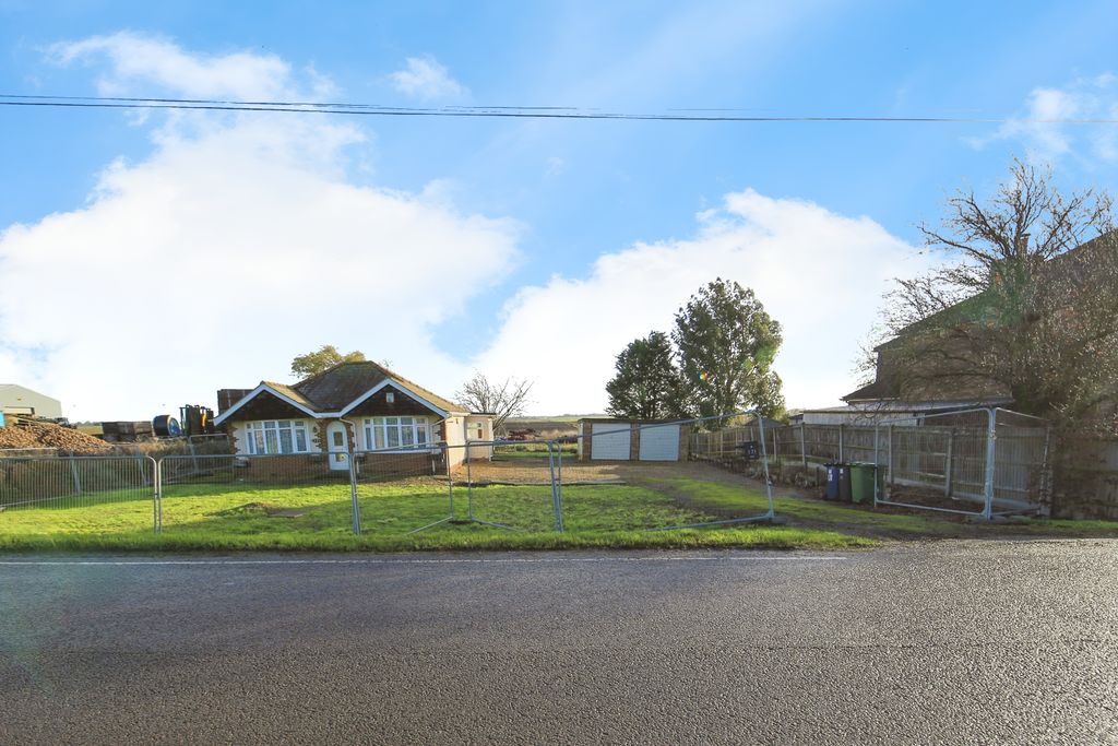 Property photo 3 of 14 Off Road Parking