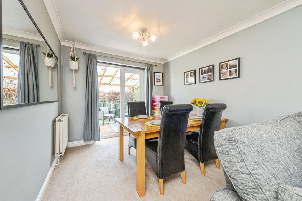 Property photo 3 of 16 Lounge/Dining Room