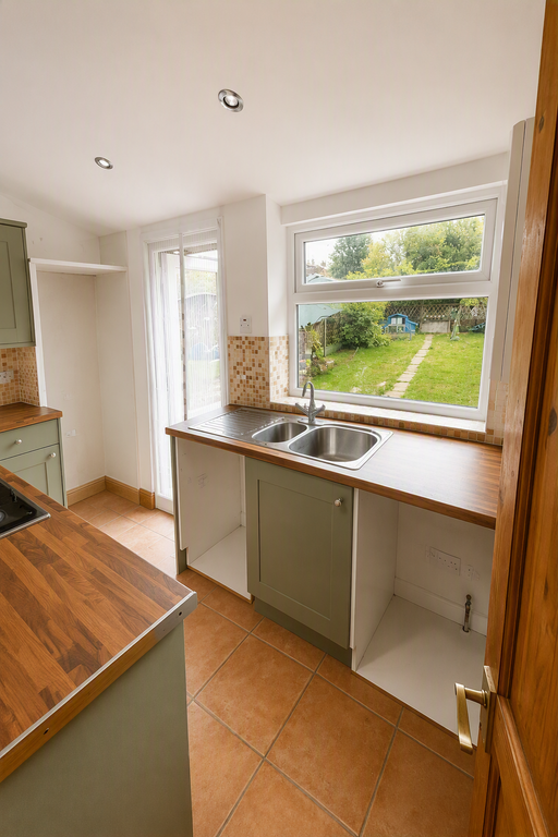 Property photo 3 of 14 Designer (11)