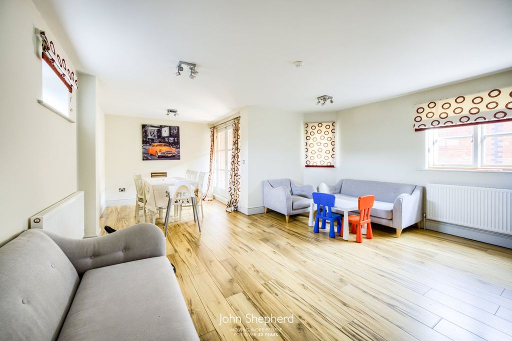 Property photo 3 of 13 Picture No. 27
