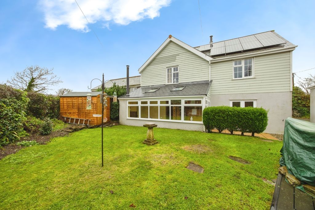 Property photo 1 of 22 Rear Garden