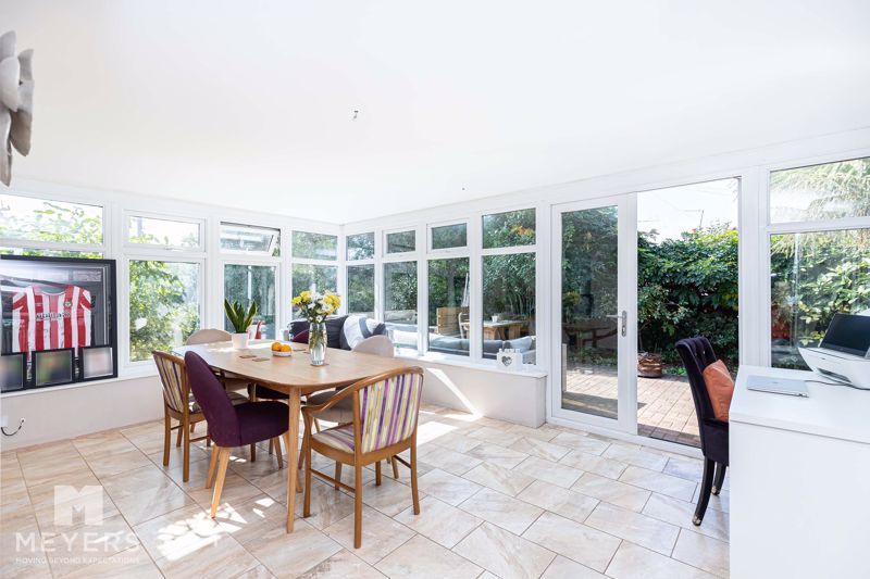 Property photo 3 of 32 Photo 7