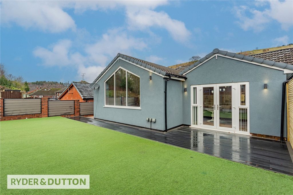 Property photo 2 of 28 Picture No. 27