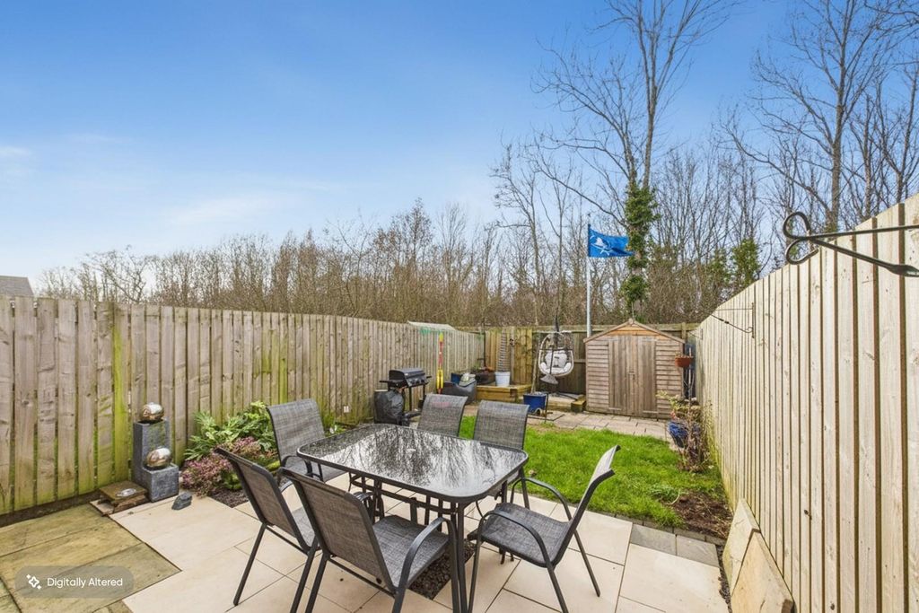 Property photo 2 of 23 Cam02002G0-Pr0277-Still020-001.Jpg