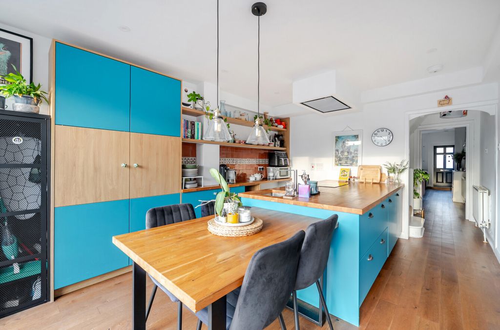 Property photo 2 of 21 1387441-24-693Fdd...