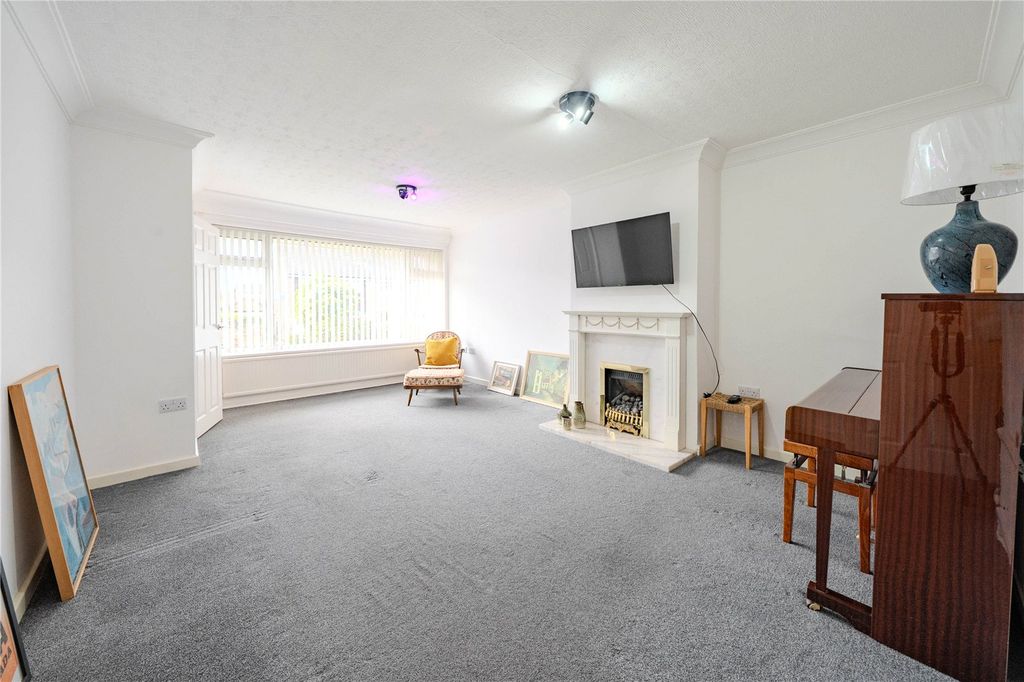 Property photo 3 of 13 Picture No. 17