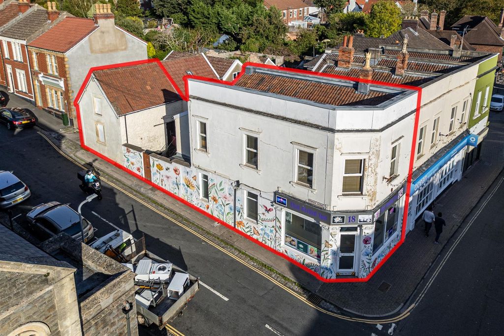 Property photo 1 of 34 18, High Street Shirehampton, Bristol, Bs11 0Dp |