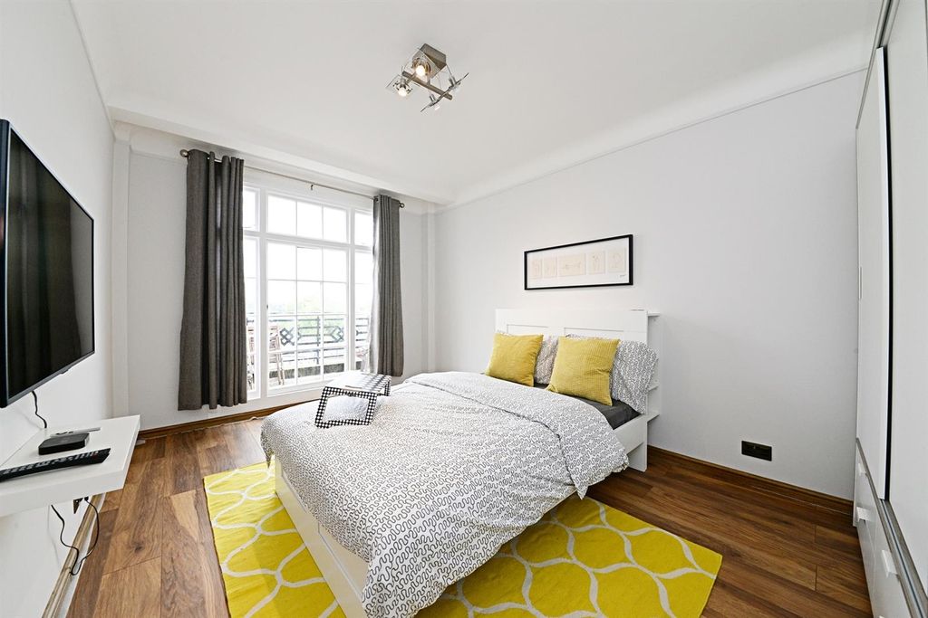 Property photo 1 of 15 125_Ivor_Ct_Pic_4.Jpg