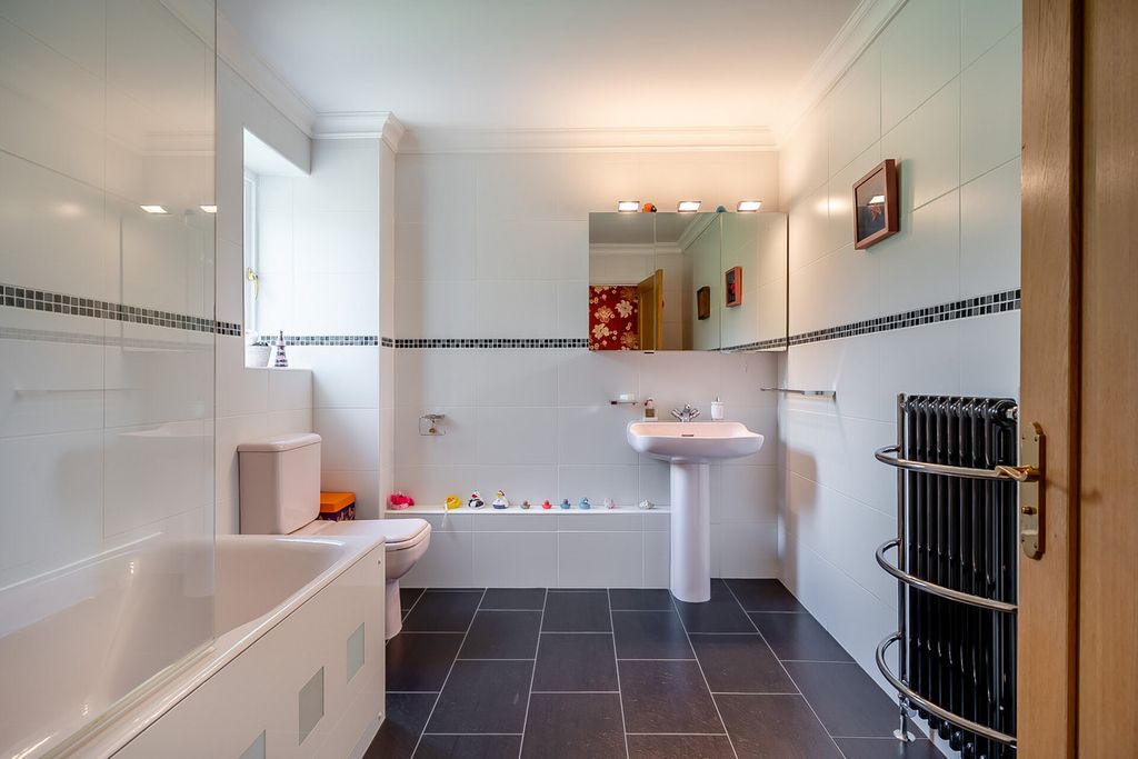 Additional image 36 of 5 bed detached house for saleHigh Street South, Tiffield, Towcester Northamptonshire NN12