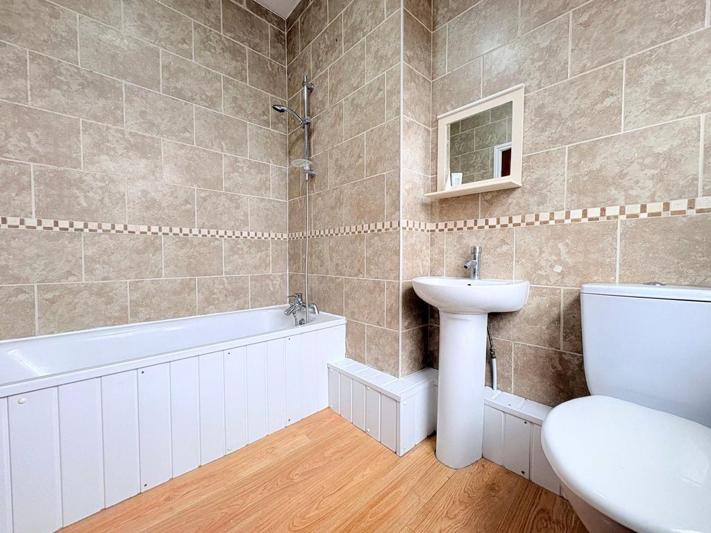 Additional image 13 of 6 bed maisonette to rentOxton Road, Birkenhead, Merseyside CH41