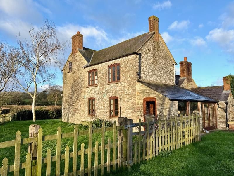 Property photo 1 of 25