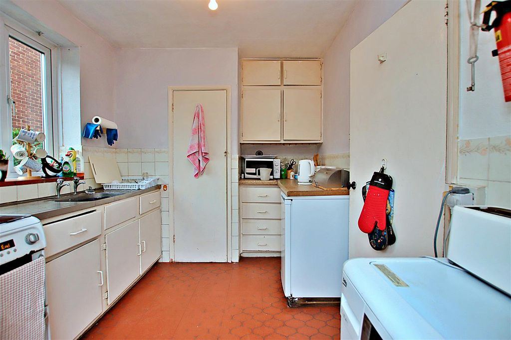 Property photo 3 of 11 Img_8355.Jpg