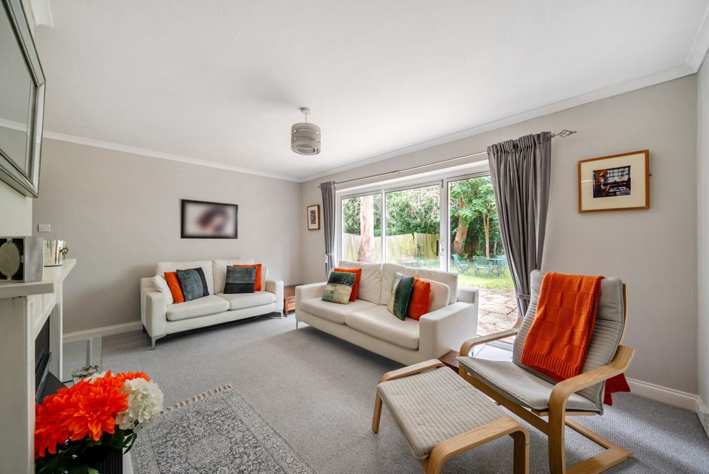 Property photo 2 of 18 1479069-14-6A2Ffc...