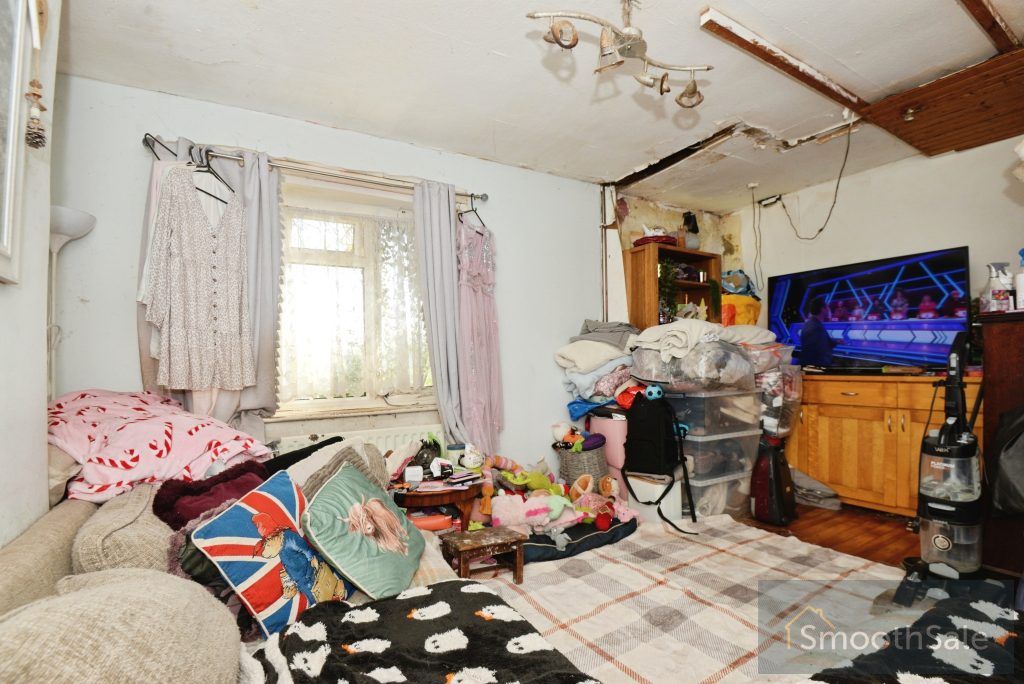 Property photo 3 of 19