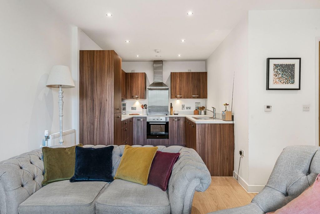 Property photo 3 of 21 3_56827.Jpg