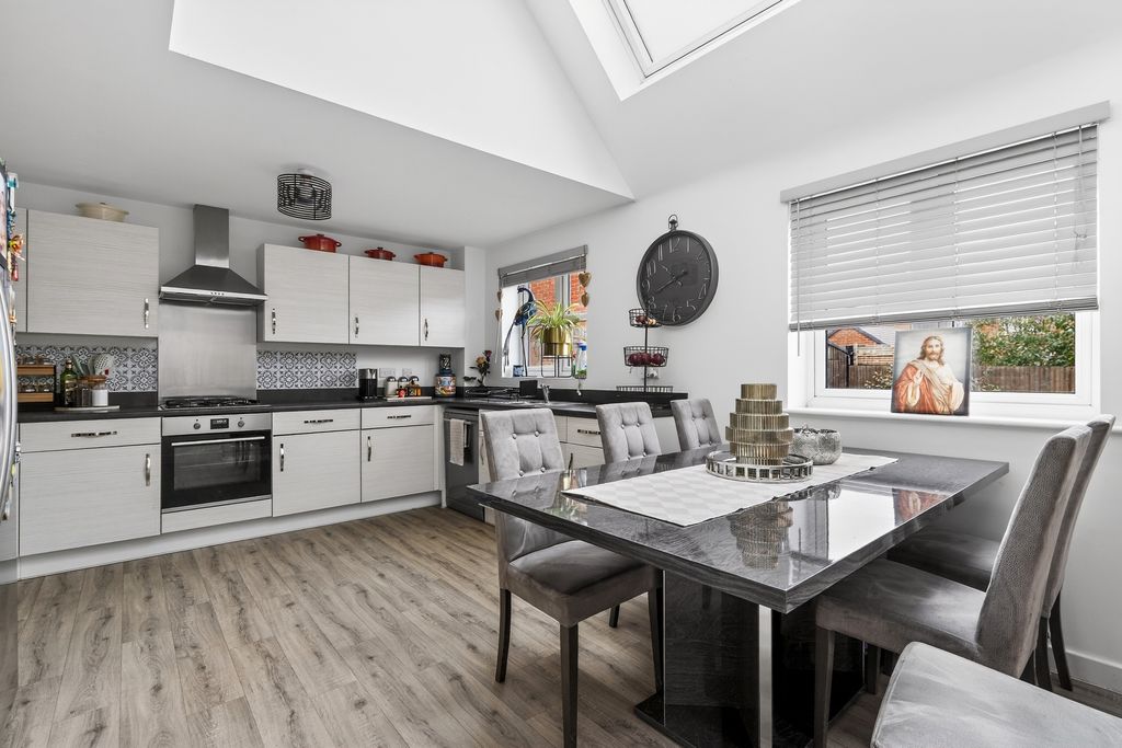 Property photo 3 of 20