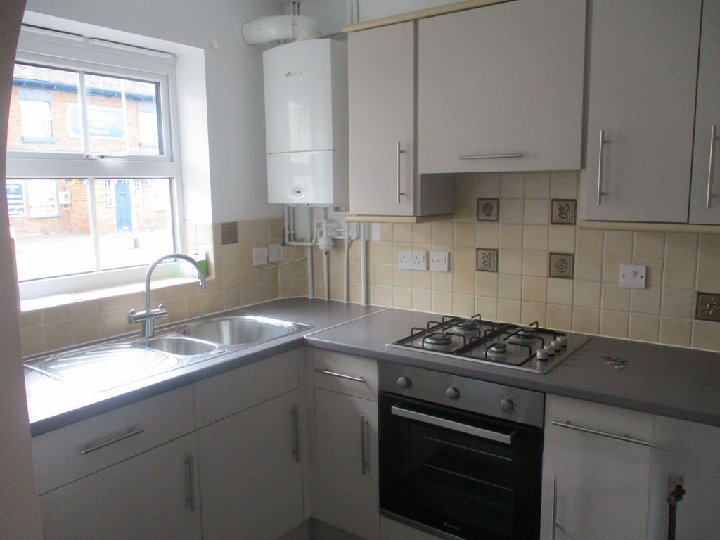 Property photo 2 of 8