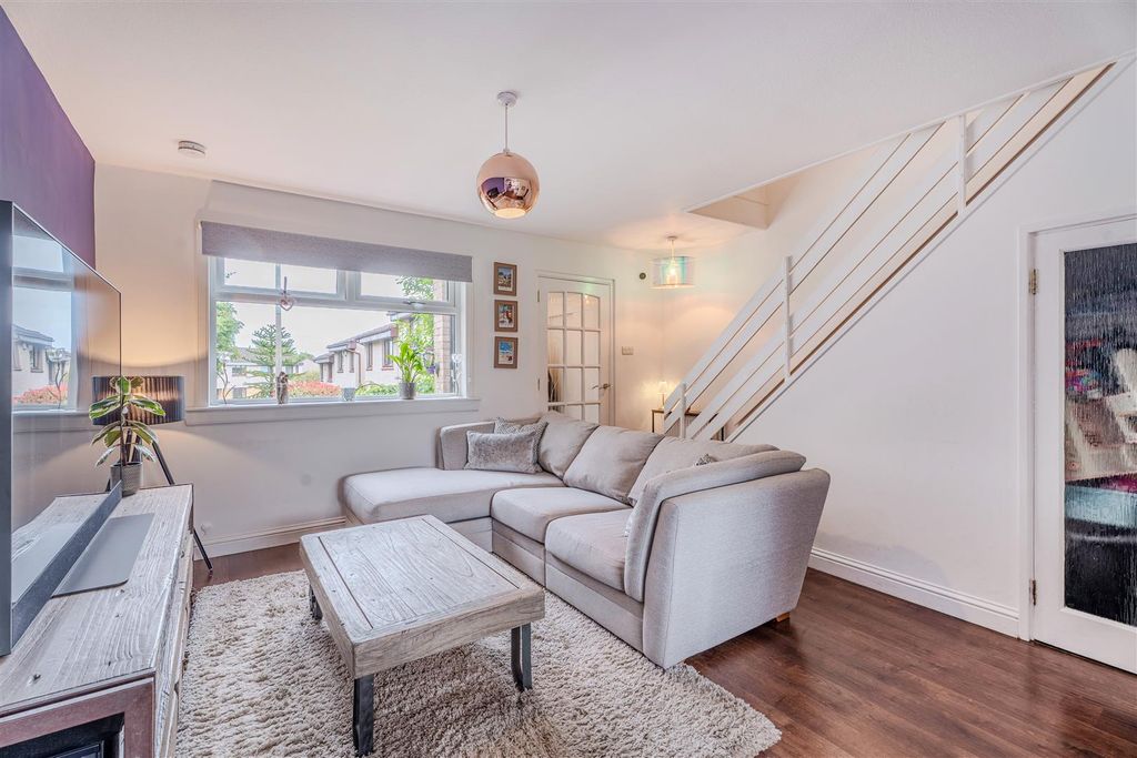 Property photo 3 of 25 35Craigleithhill-8.Jpg
