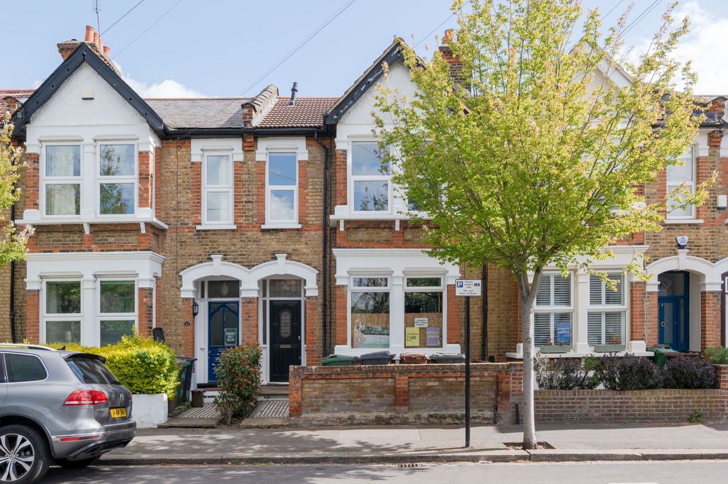 Property photo 1 of 25