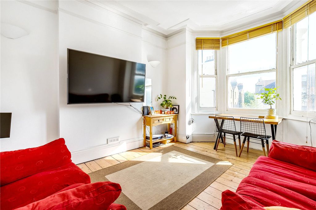 Property photo 3 of 10 Picture No. 19