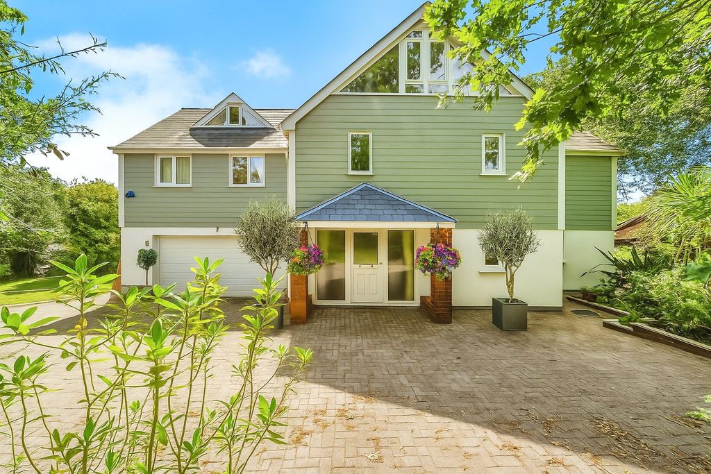 Property photo 1 of 32 Picture No. 79