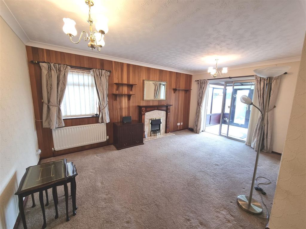 Property photo 2 of 16 Image001.Jpg