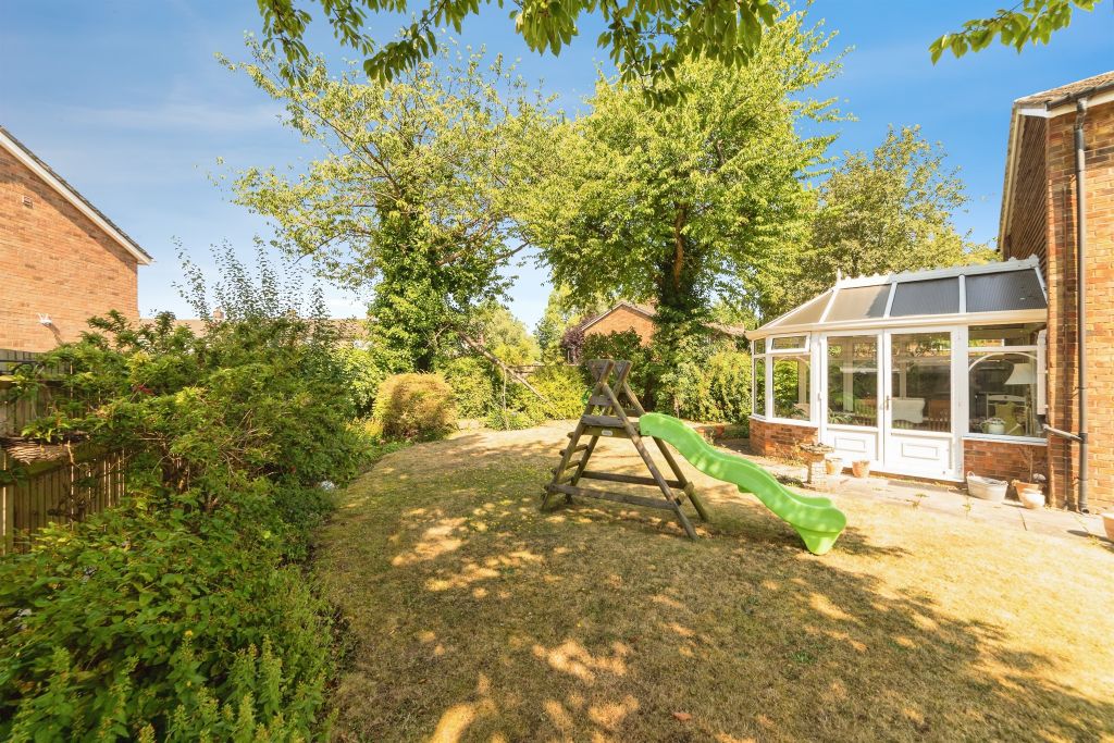 Property photo 2 of 12