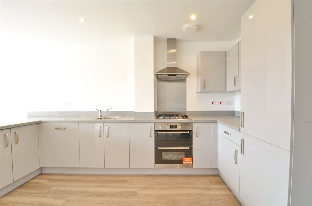 Property photo 2 of 15 Picture No. 02