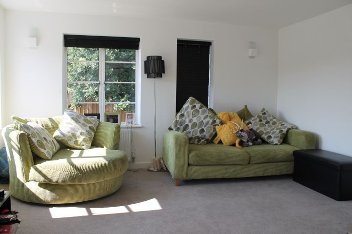 Property photo 2 of 9