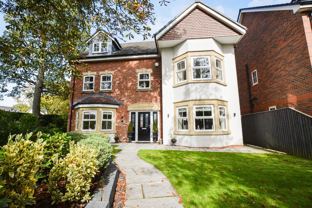 Property photo 1 of 26