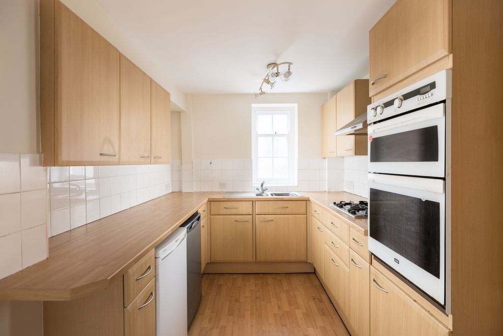 Property photo 2 of 9 Kitchen/Diner