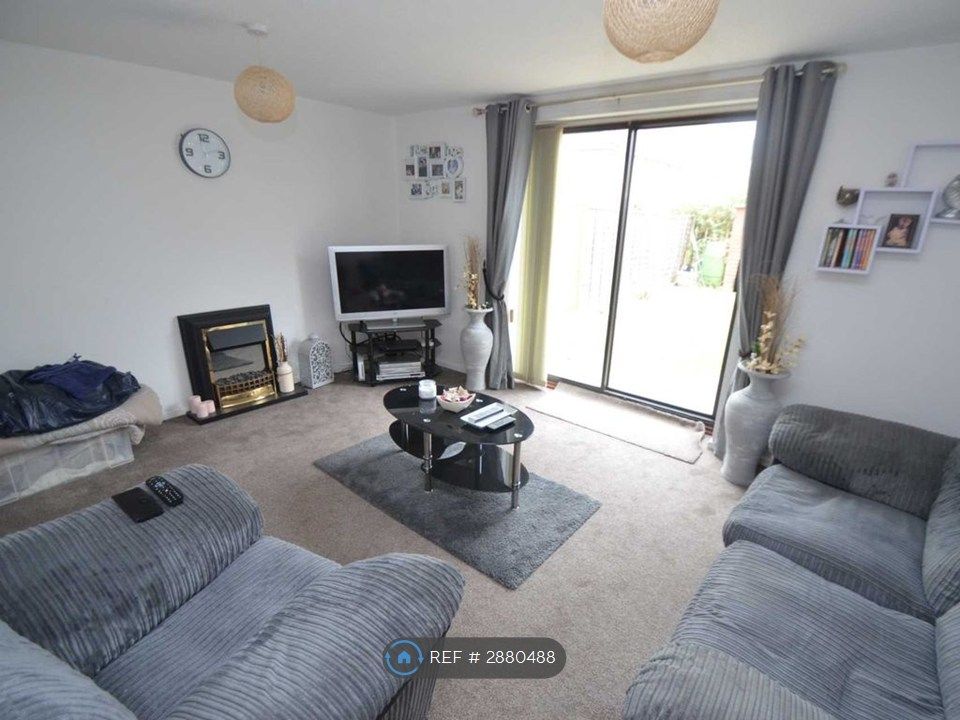 Property photo 3 of 5