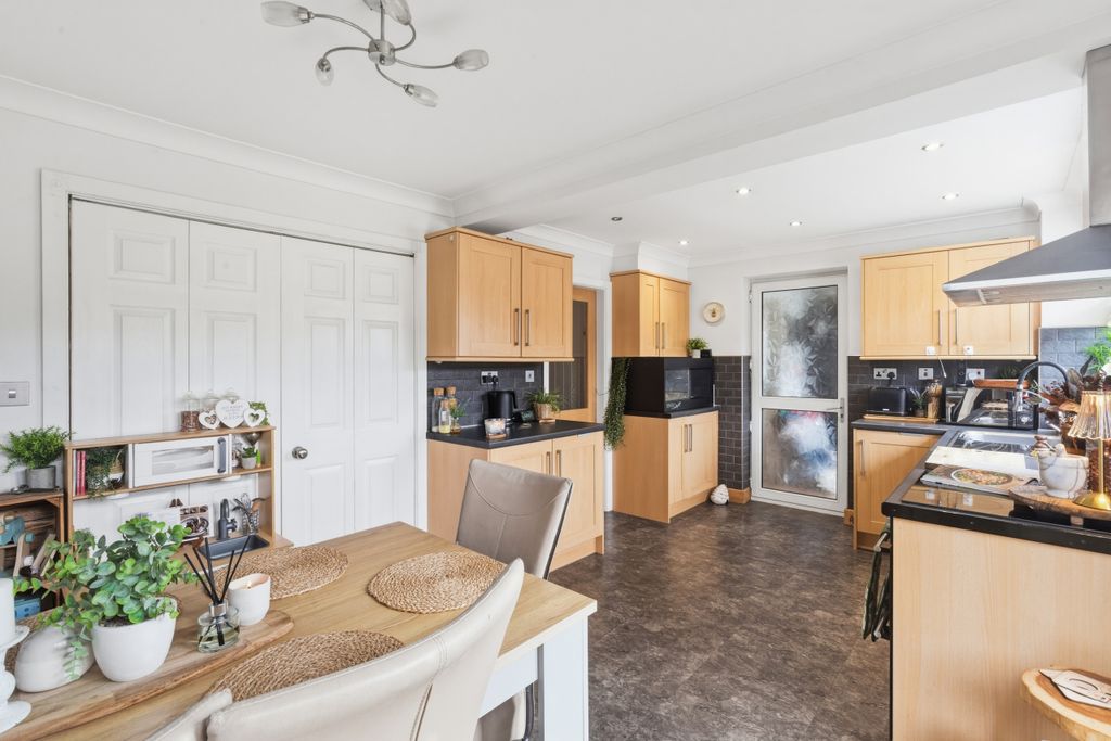 Property photo 3 of 13 Img_2841.Jpeg