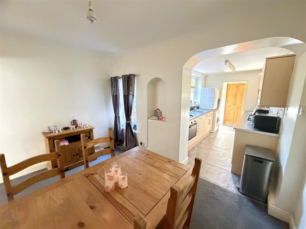 Property photo 2 of 16 Dining Room
