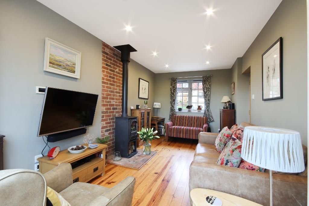 Property photo 3 of 21 Photo 3