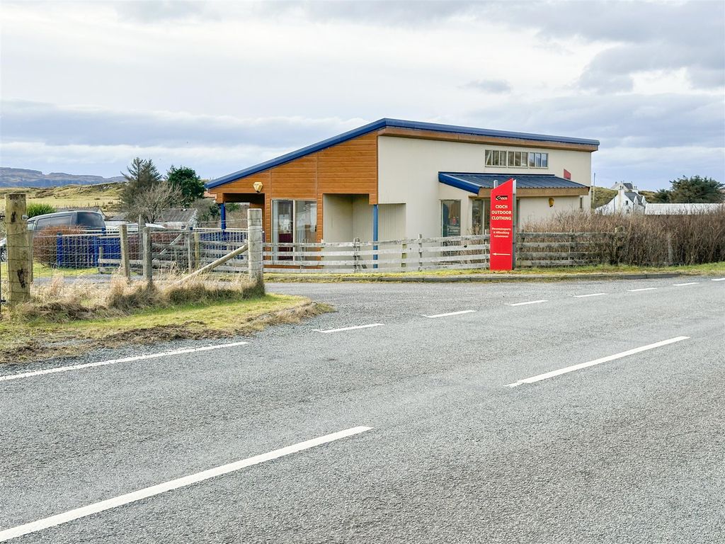 Property photo 2 of 12 Photo 1