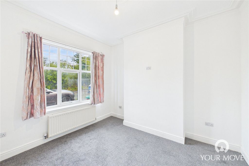 Property photo 3 of 11 Picture No. 31
