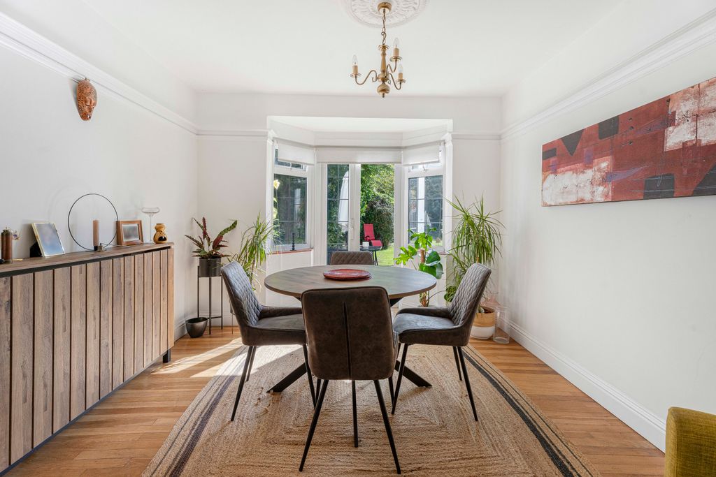Property photo 3 of 26 Dining Room