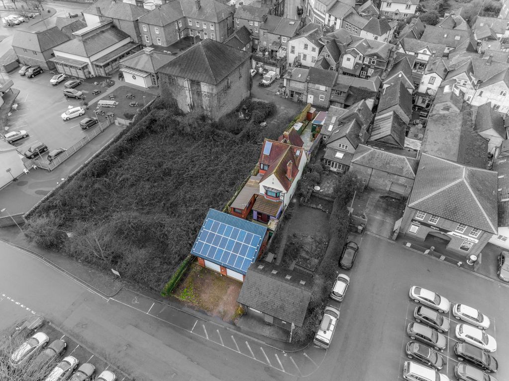 Property photo 2 of 14