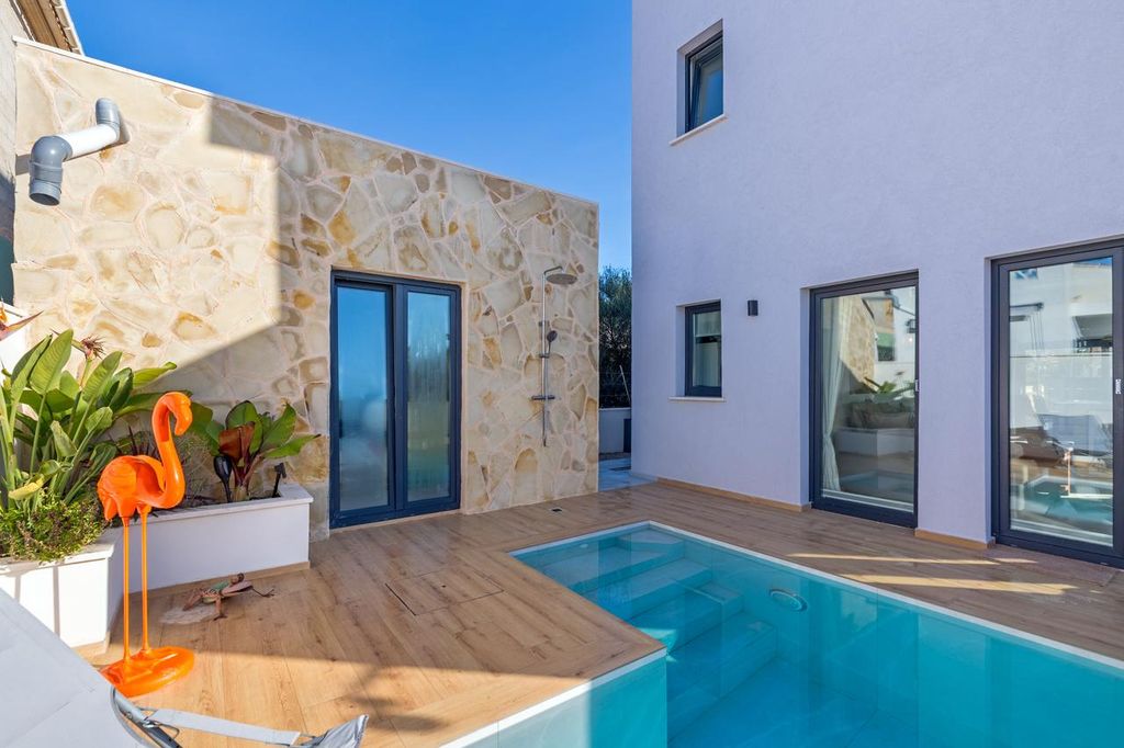 Property photo 1 of 17 Whatsapp Image 2026-03-16 At 14.40.07 (5).Jpeg