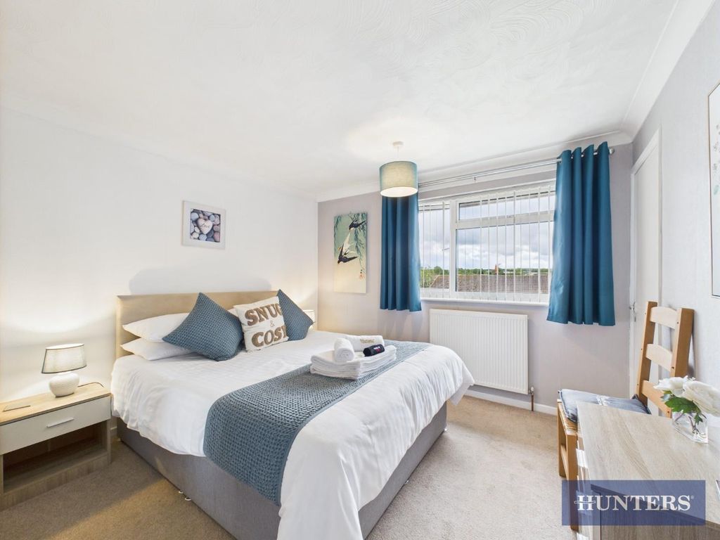 Property photo 2 of 12 Bedroom