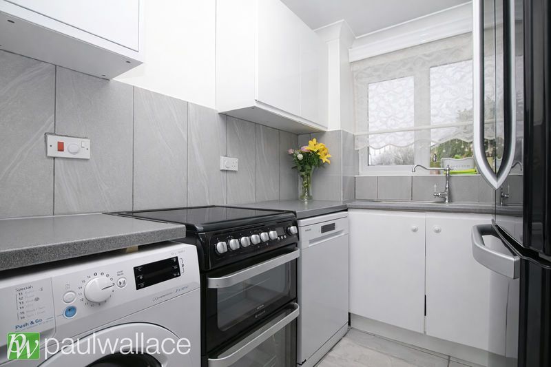 Property photo 3 of 9 Kitchen