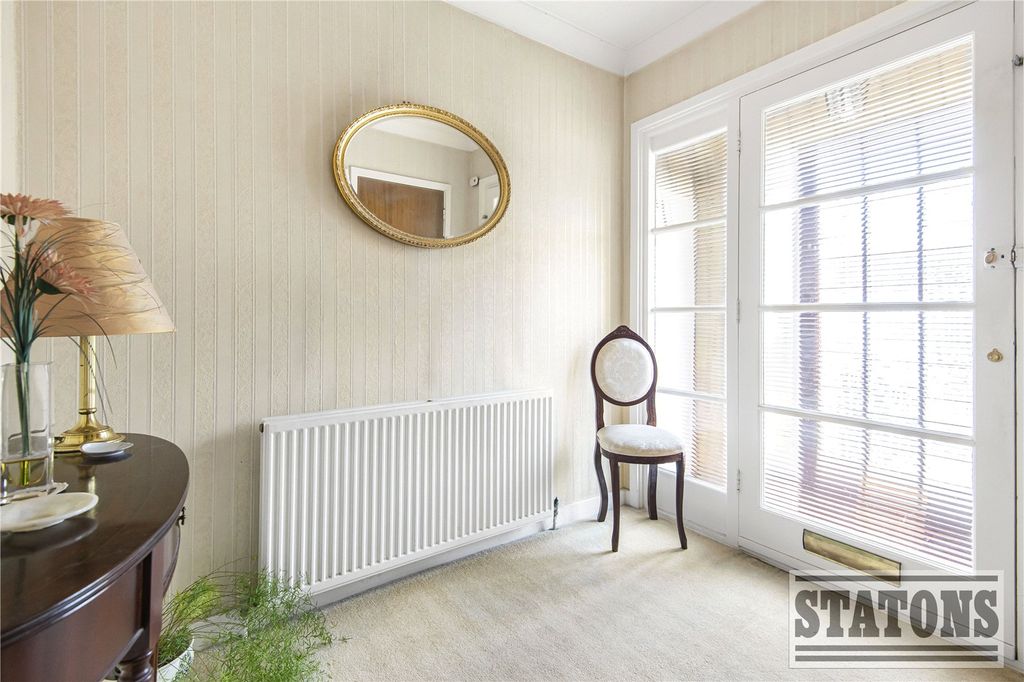 Property photo 3 of 21 Picture No. 50