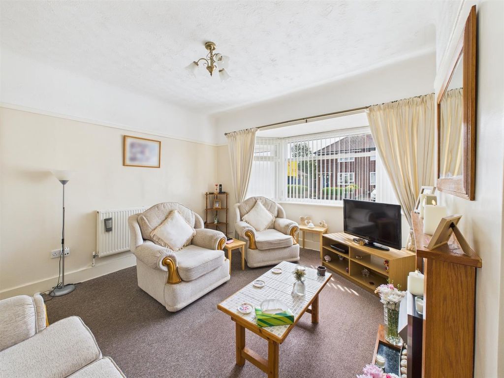 Property photo 3 of 26 Cam03844G0-Pr0299-Still022.Jpg