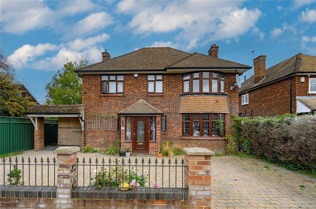 Property photo 1 of 19 Front