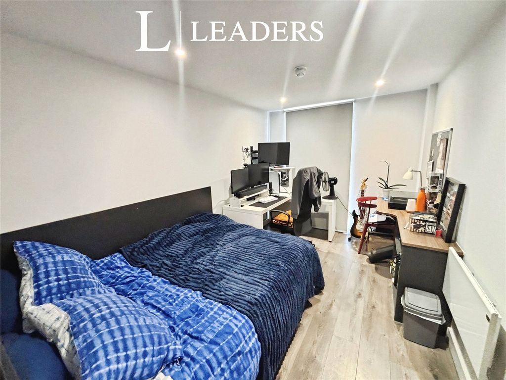 Property photo 2 of 13 Picture No. 06