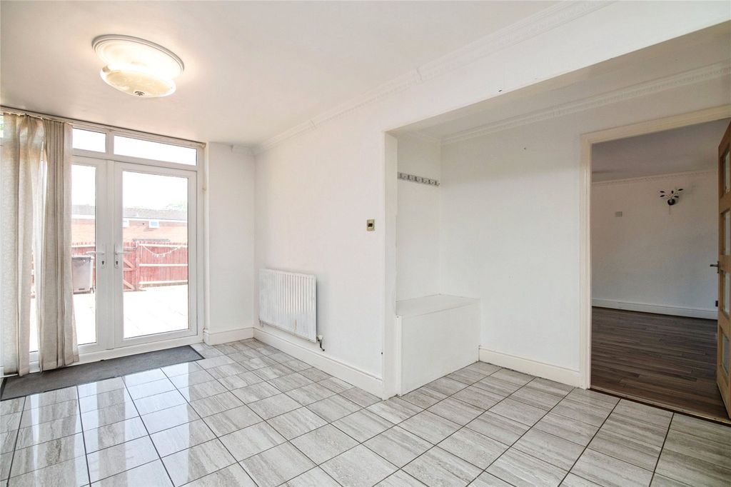 Property photo 3 of 16 Picture No. 04