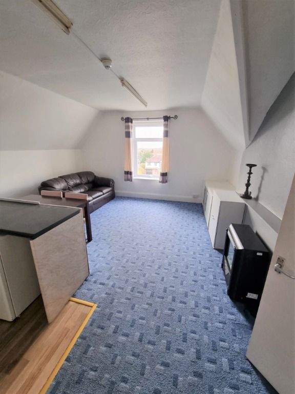 Property photo 2 of 3