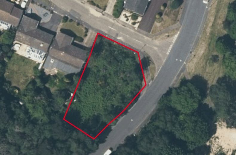 Property photo 1 of 2